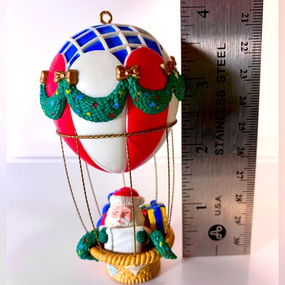 Noma Collectable Ornaments 1992 Ornamotion Santa Hot Air Balloon Christmas - Picture 9 of 9
